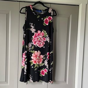 Size L black floral dress
